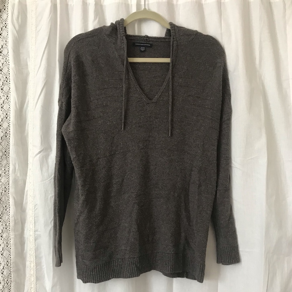 AE Gray Hooded Knit Sweater